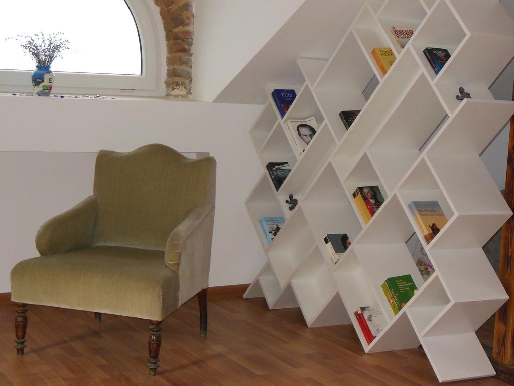 Florence Studio Varna Room photo